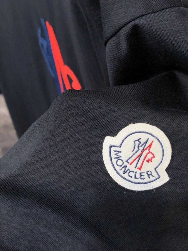 Moncler T-Shirts Soft 141012