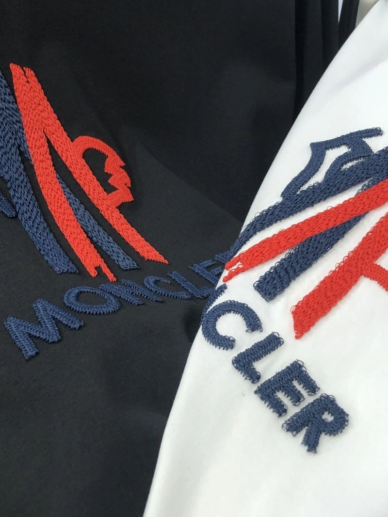 Moncler T-Shirts Soft 141012