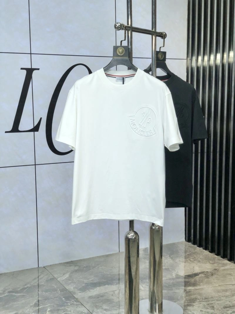 Moncler T-Shirts Effortless 141016