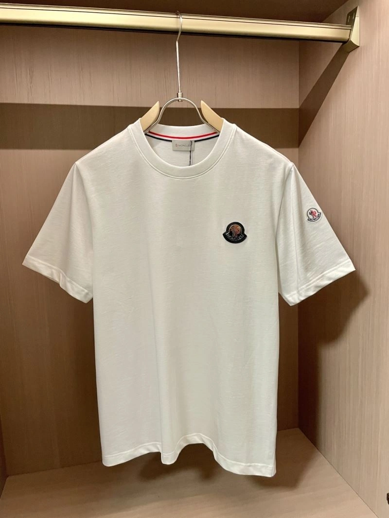 Moncler T-Shirts Refined 141013