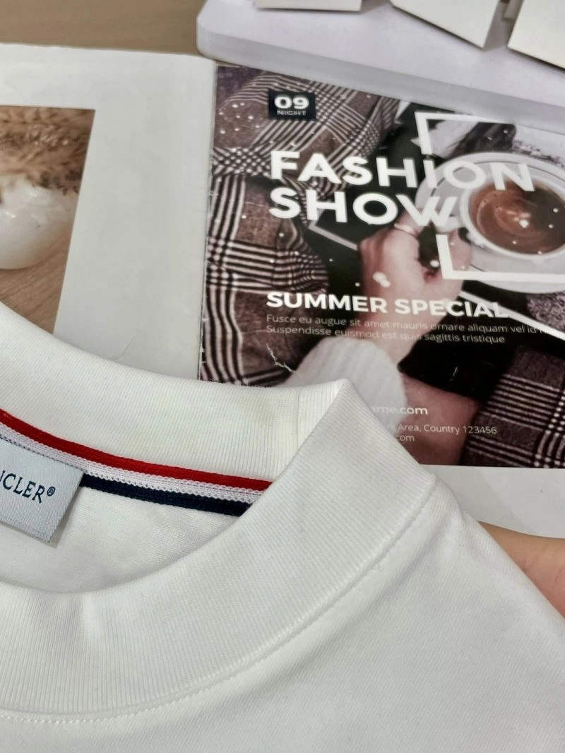Moncler T-Shirts EasyMatch 141008