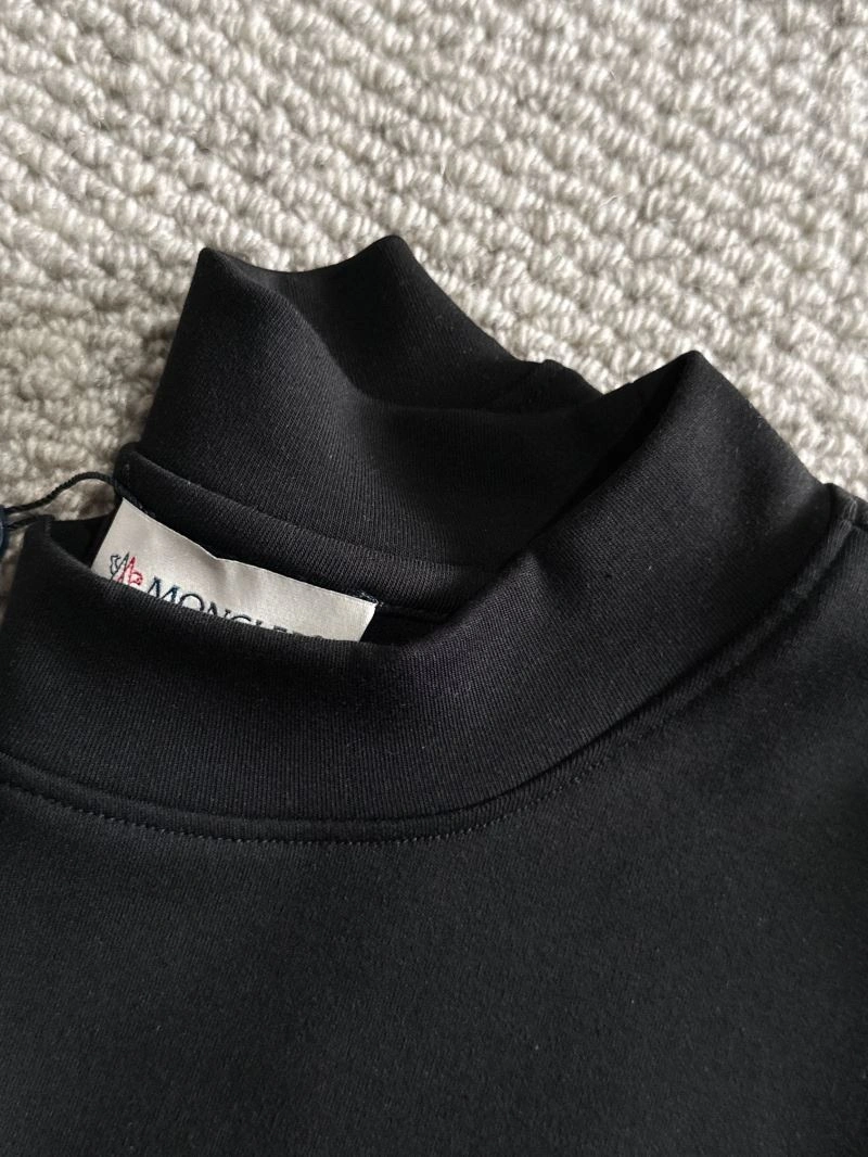 FlexibleFit Moncler T-Shirts 140978