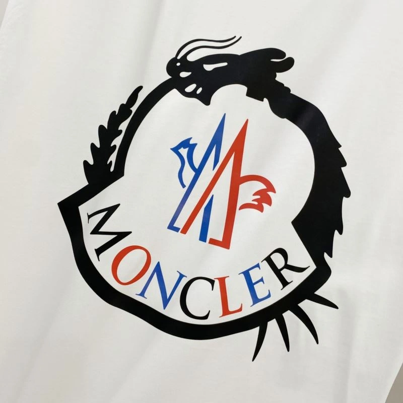Stretchable Moncler T-Shirts 141010