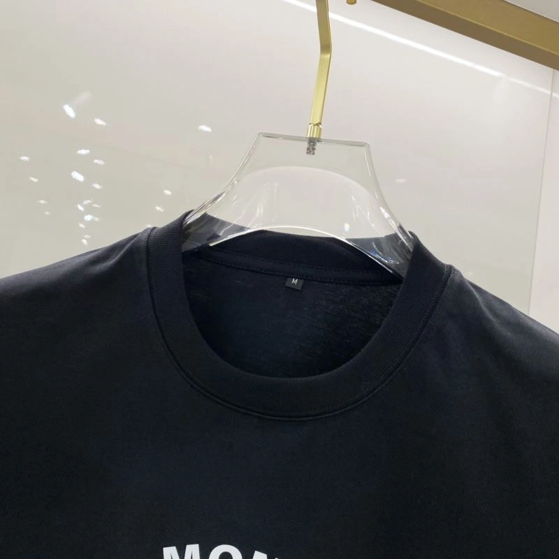 ZipUp Moncler T-Shirts 140991