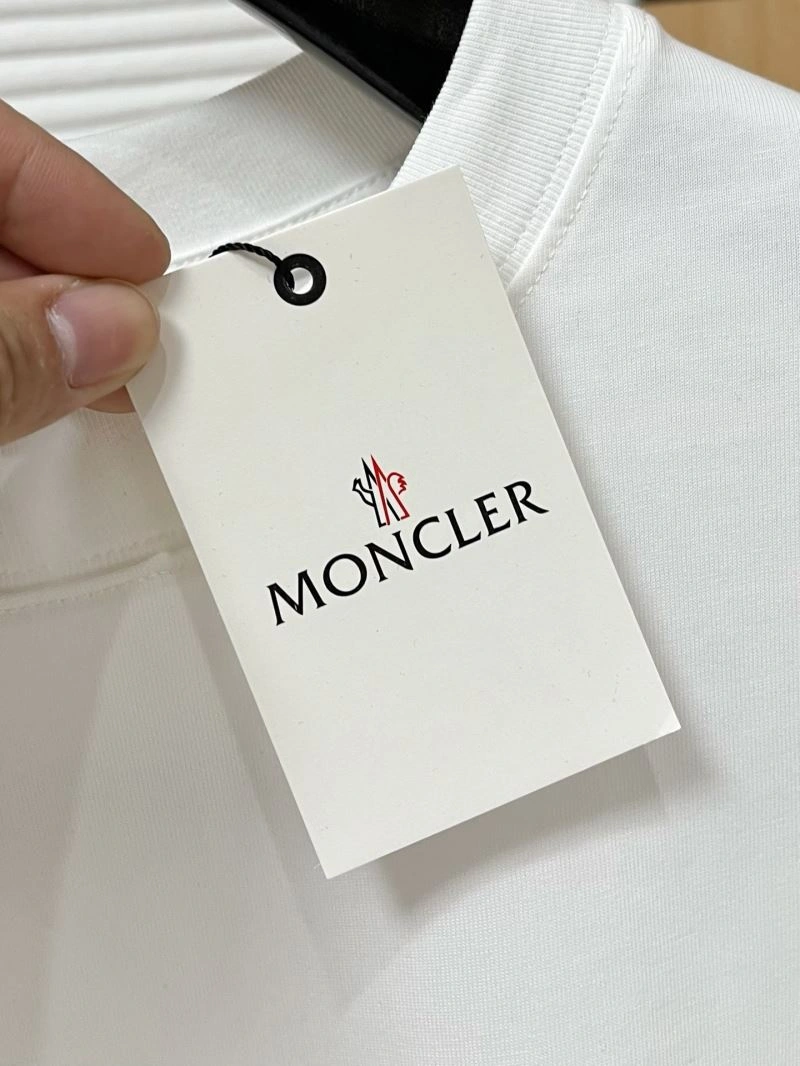 Reliable Moncler T-Shirts 139494