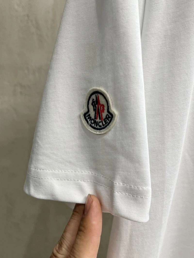 Durable Moncler T-Shirts 140990