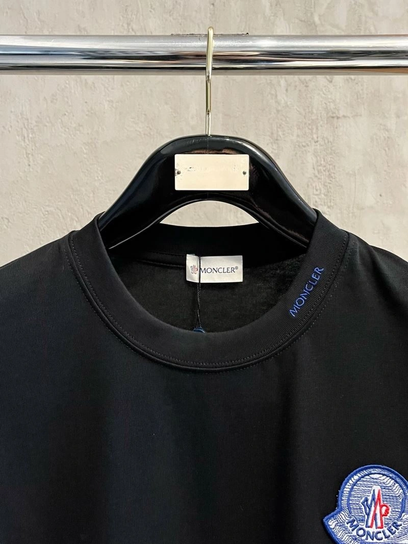 Moncler T-Shirts Flexible 140996