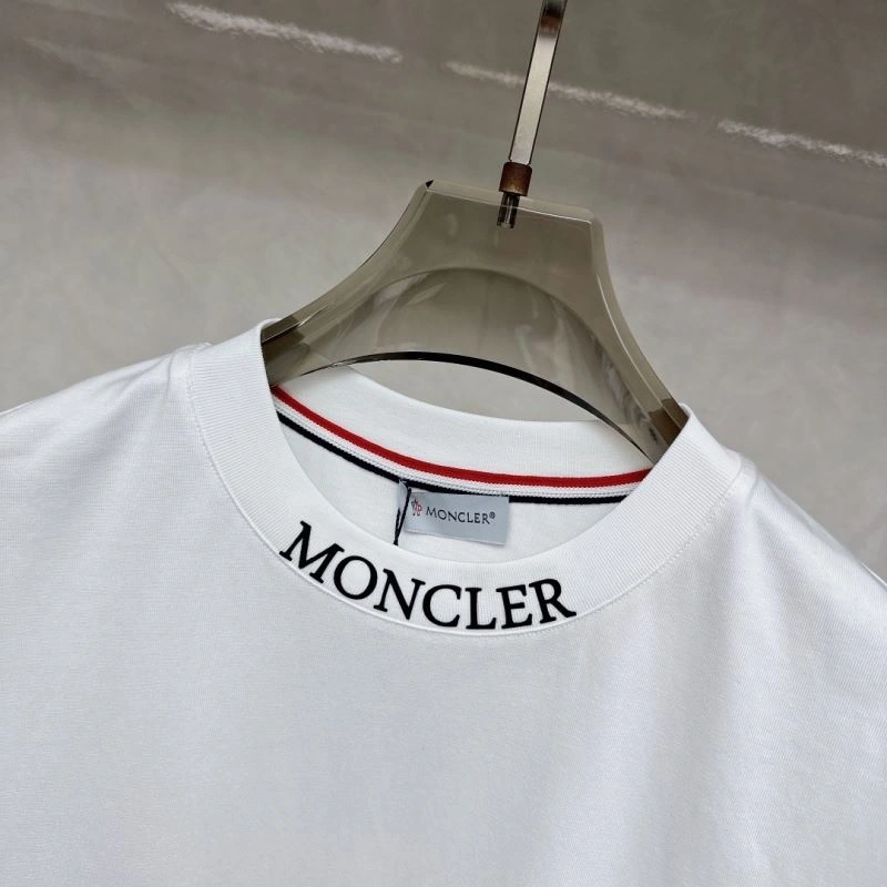 Stretchable Moncler T-Shirts 140994