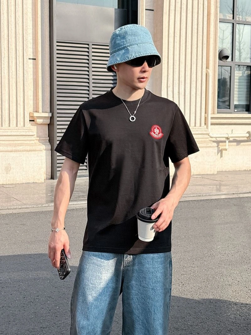 FashionForward Moncler T-Shirts 141003