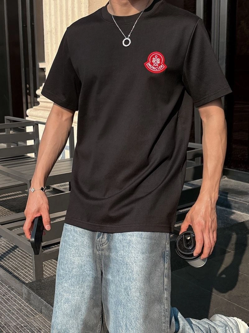 FashionForward Moncler T-Shirts 141003