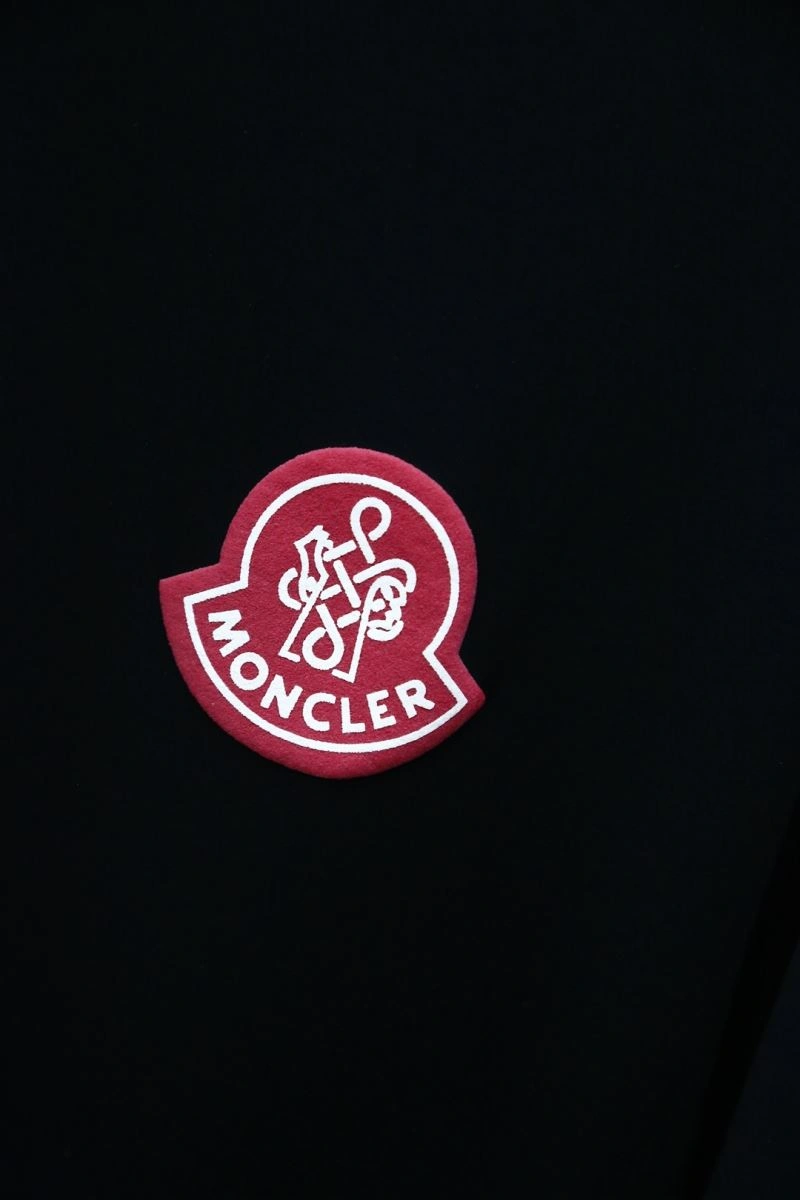 MultiPurpose Moncler T-Shirts 141000