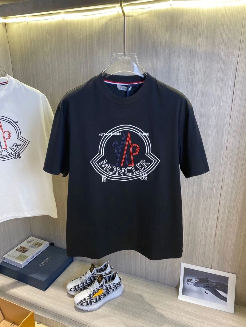 TimelessDesign Moncler T-Shirts 140962