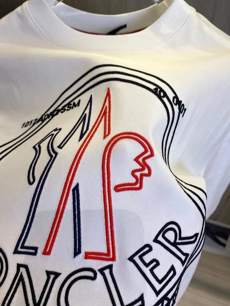 TimelessDesign Moncler T-Shirts 140962