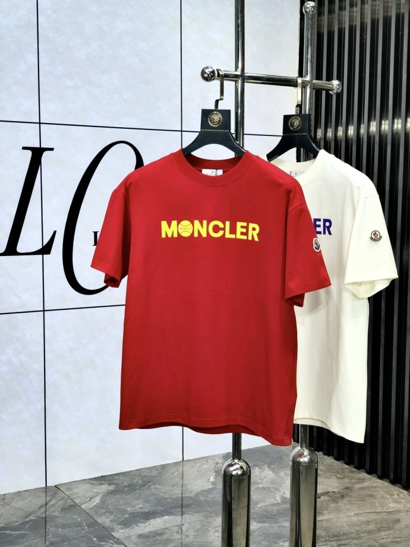 ZipUp Moncler T-Shirts 140967