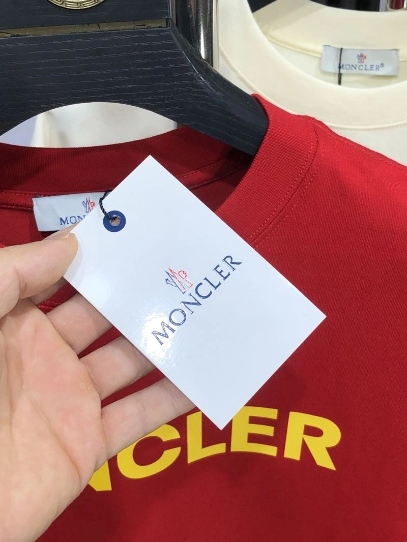 ZipUp Moncler T-Shirts 140967