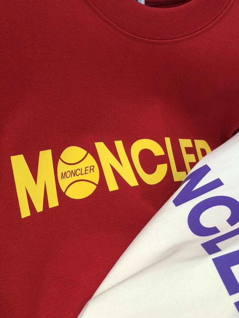 ZipUp Moncler T-Shirts 140967