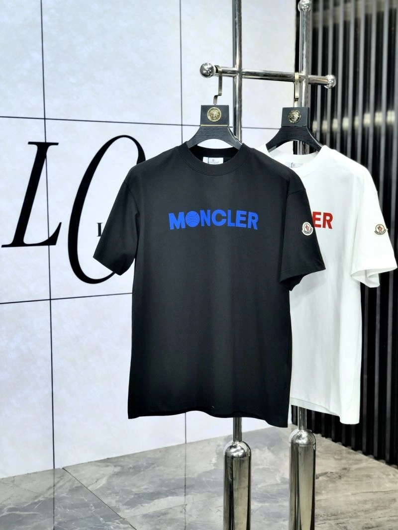 Moncler T-Shirts Breathable 140961