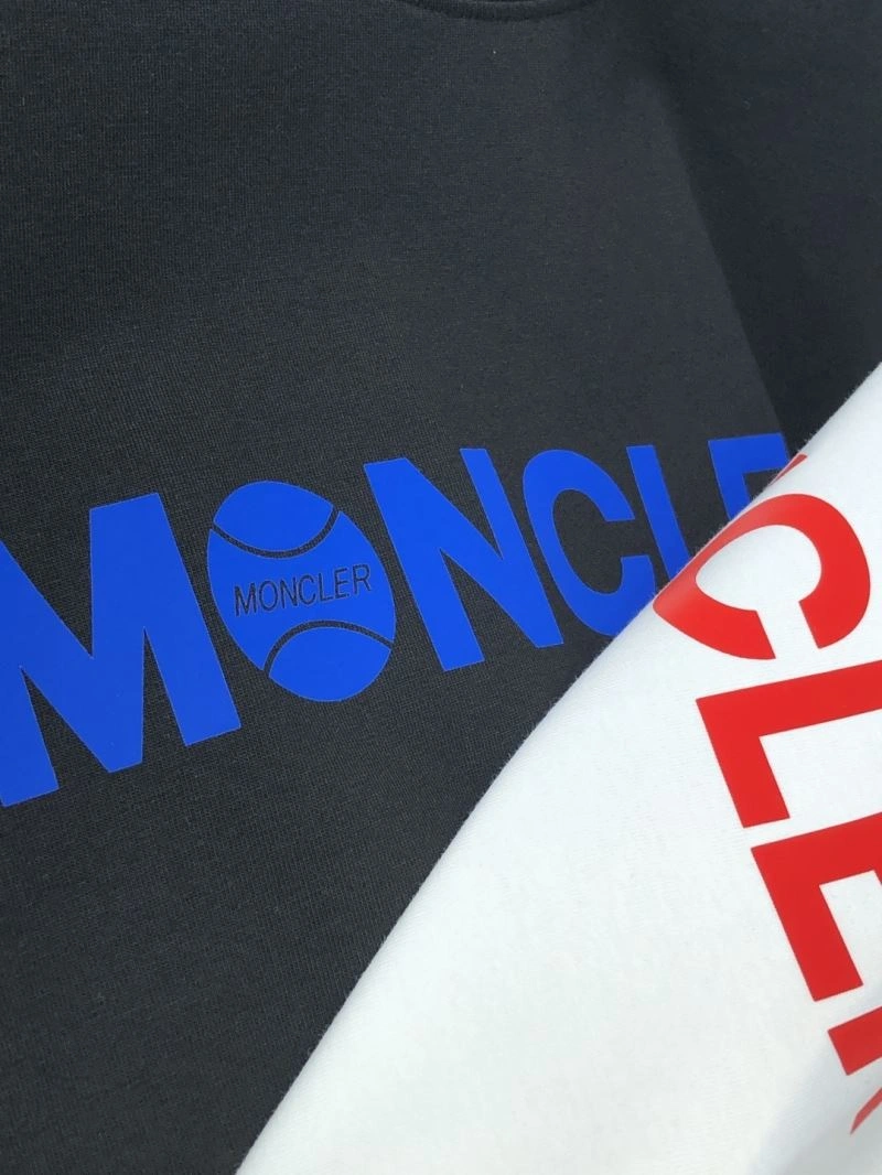 Moncler T-Shirts Breathable 140961