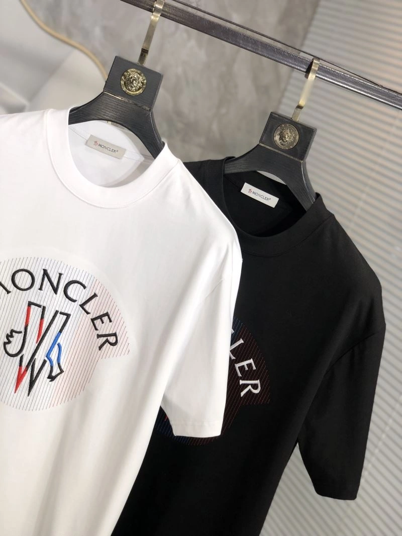 Moncler T-Shirts SunProtective 140948