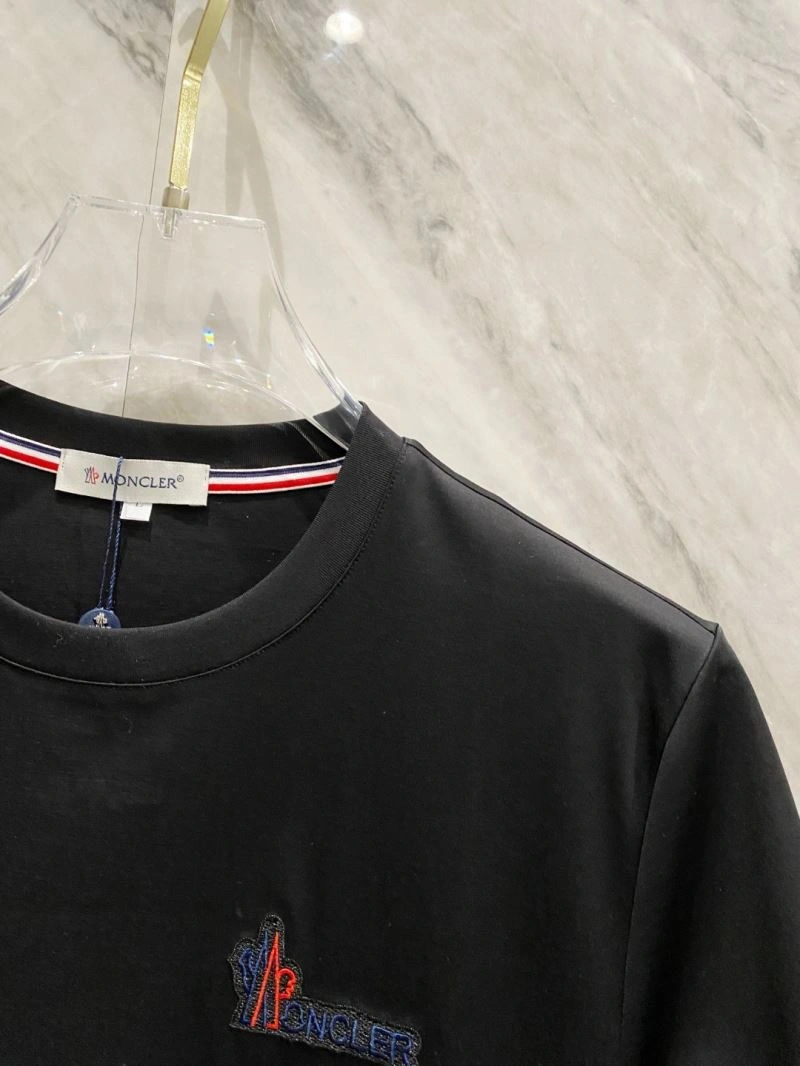 Neat Moncler T-Shirts 140953