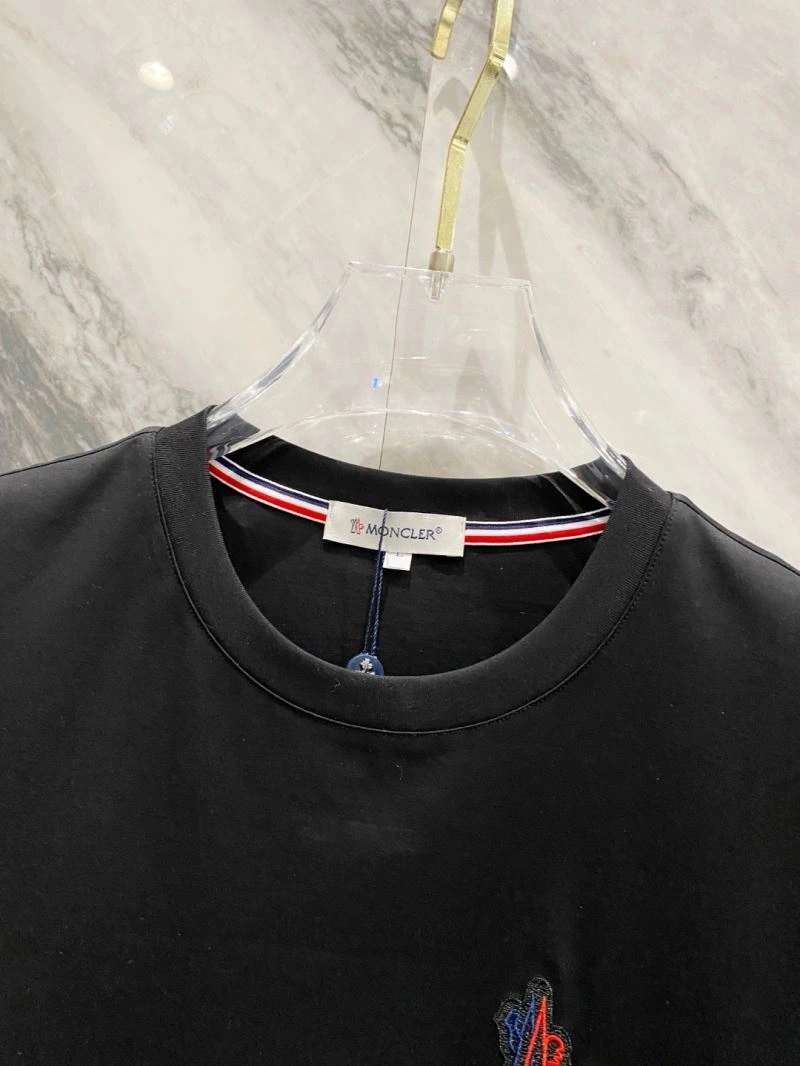 Neat Moncler T-Shirts 140953