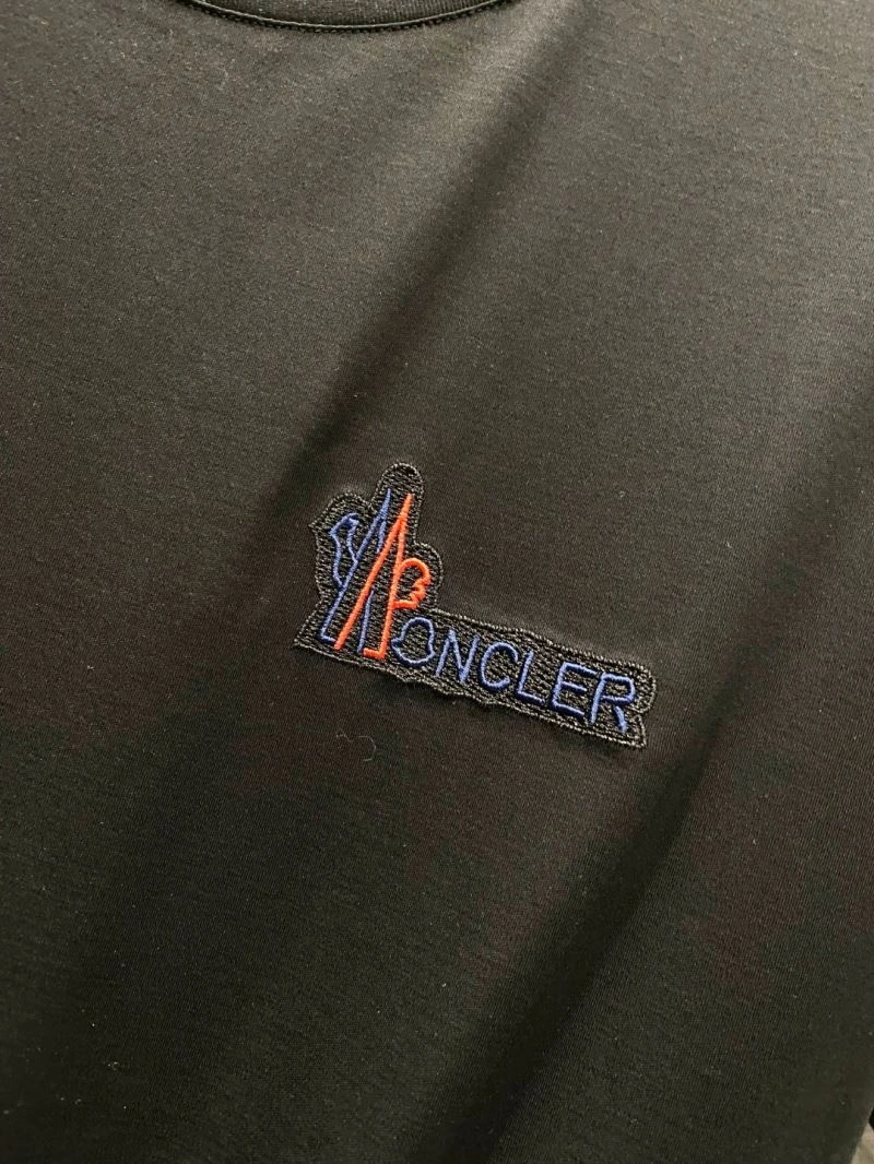 Neat Moncler T-Shirts 140953