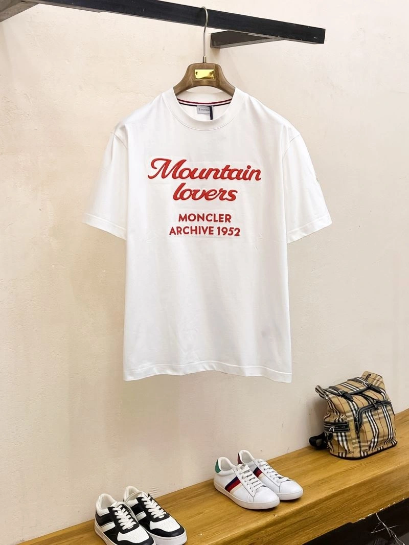 Moncler T-Shirts Cozy 140951