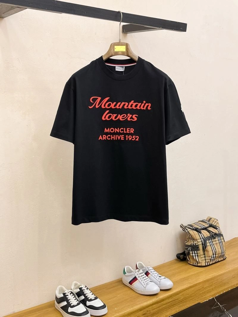 ZipUp Moncler T-Shirts 140968