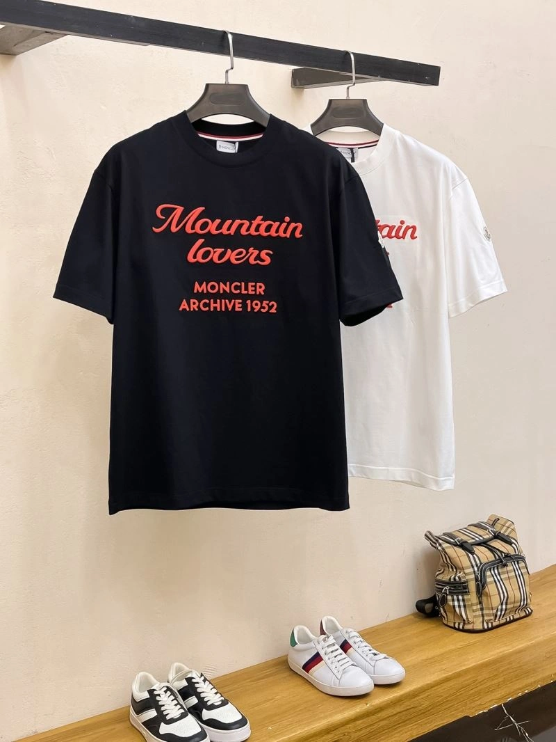 ZipUp Moncler T-Shirts 140968