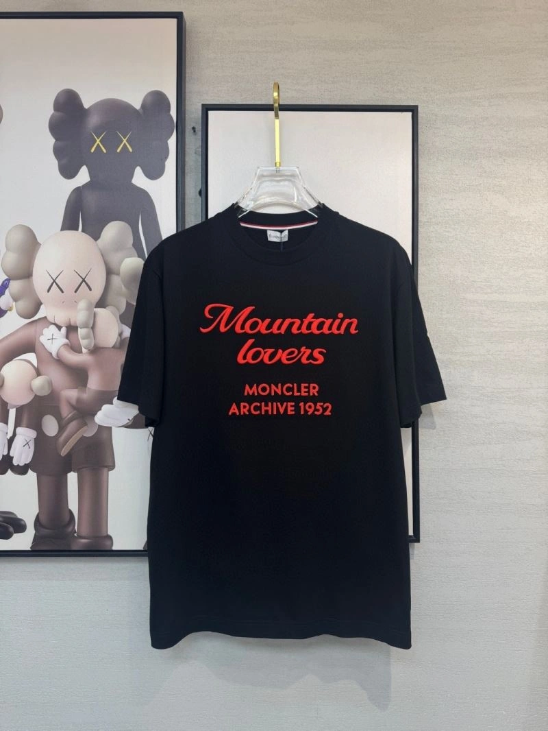 Moncler T-Shirts Practical 140960