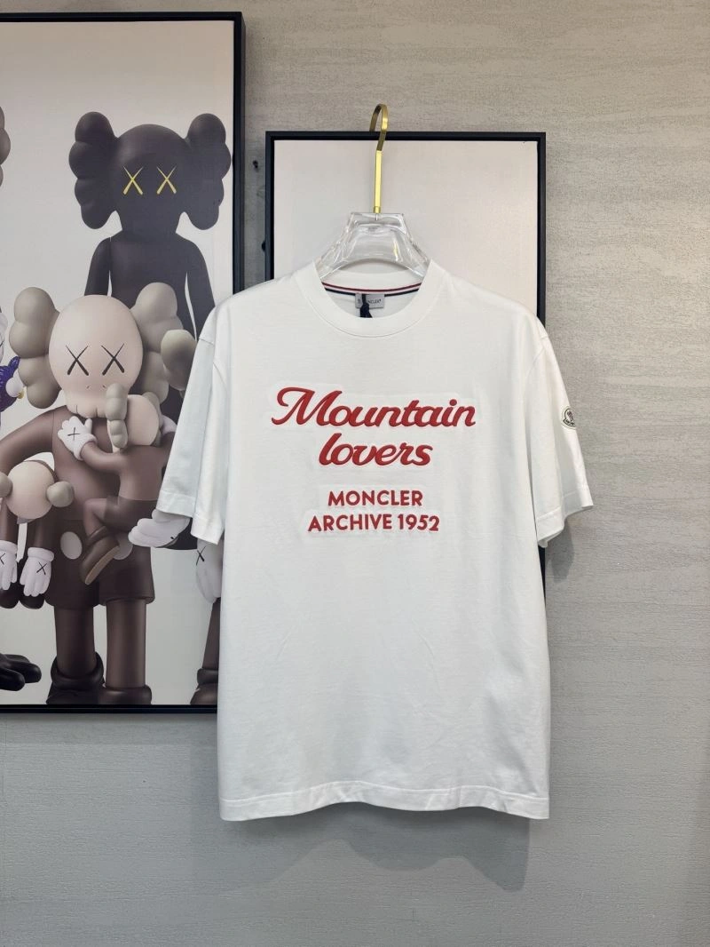 Moncler T-Shirts Practical 140960