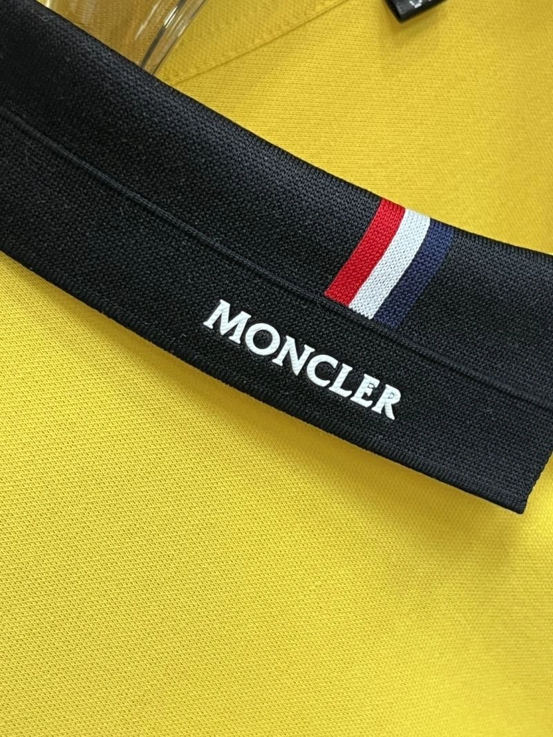 Resilient Moncler T-Shirts 140940