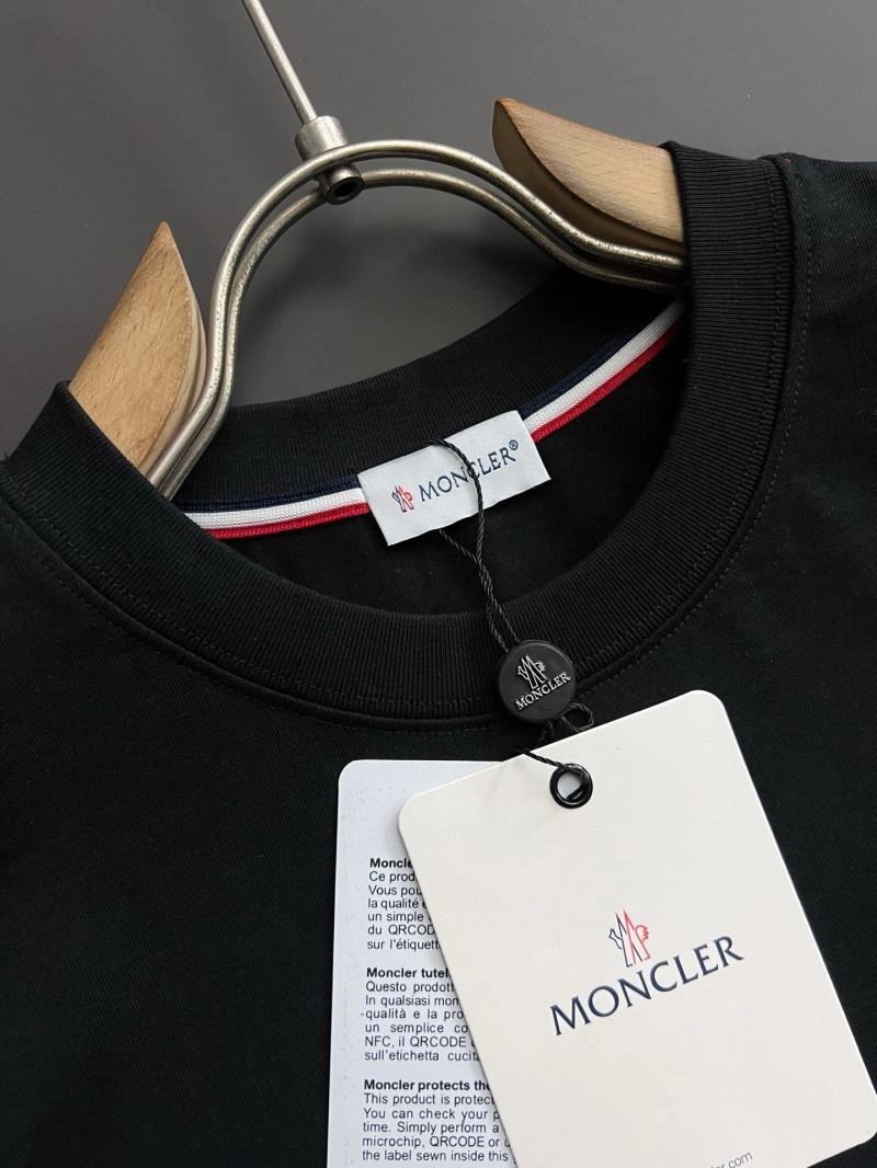 Sophisticated Moncler T-Shirts 140947
