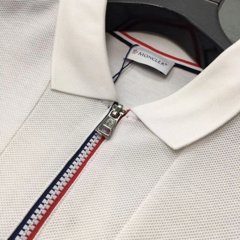 Moncler T-Shirts Lightweight 140935