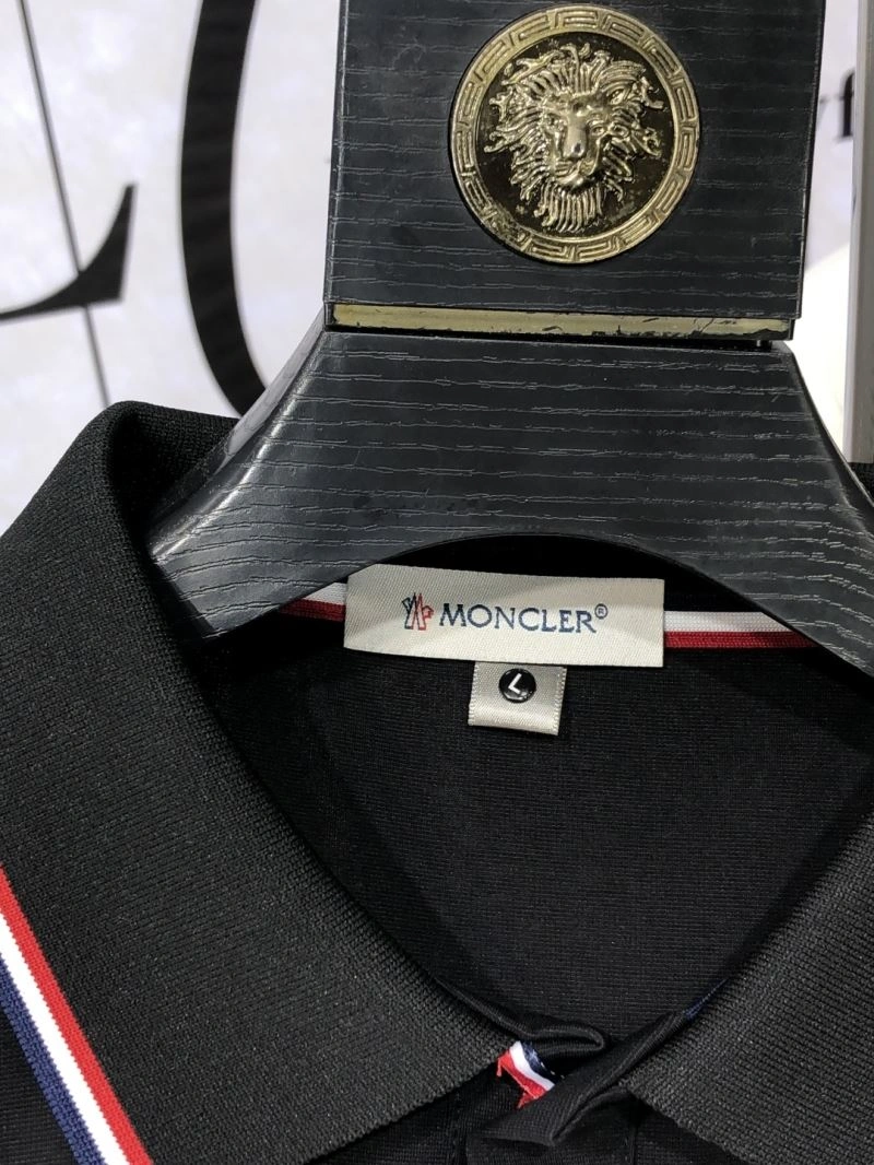 Moncler T-Shirts ModernLook 140926