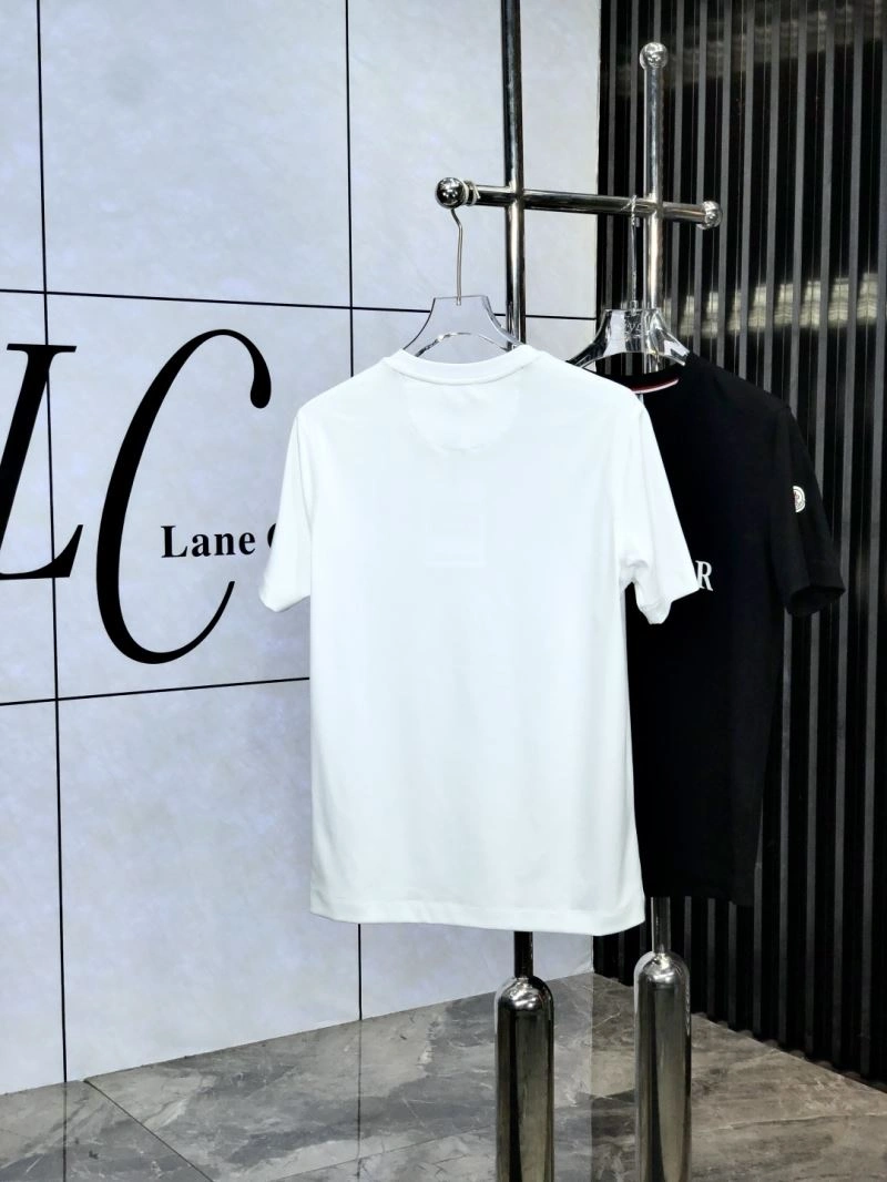 Stylish Moncler T-Shirts 140931