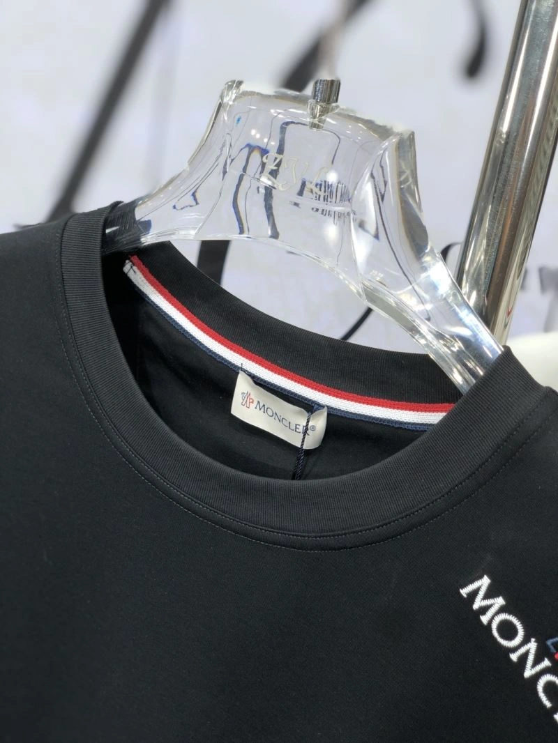 Lightweight Moncler T-Shirts 140923