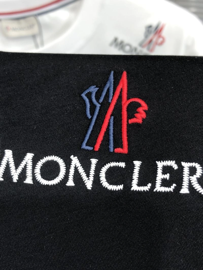 Lightweight Moncler T-Shirts 140923