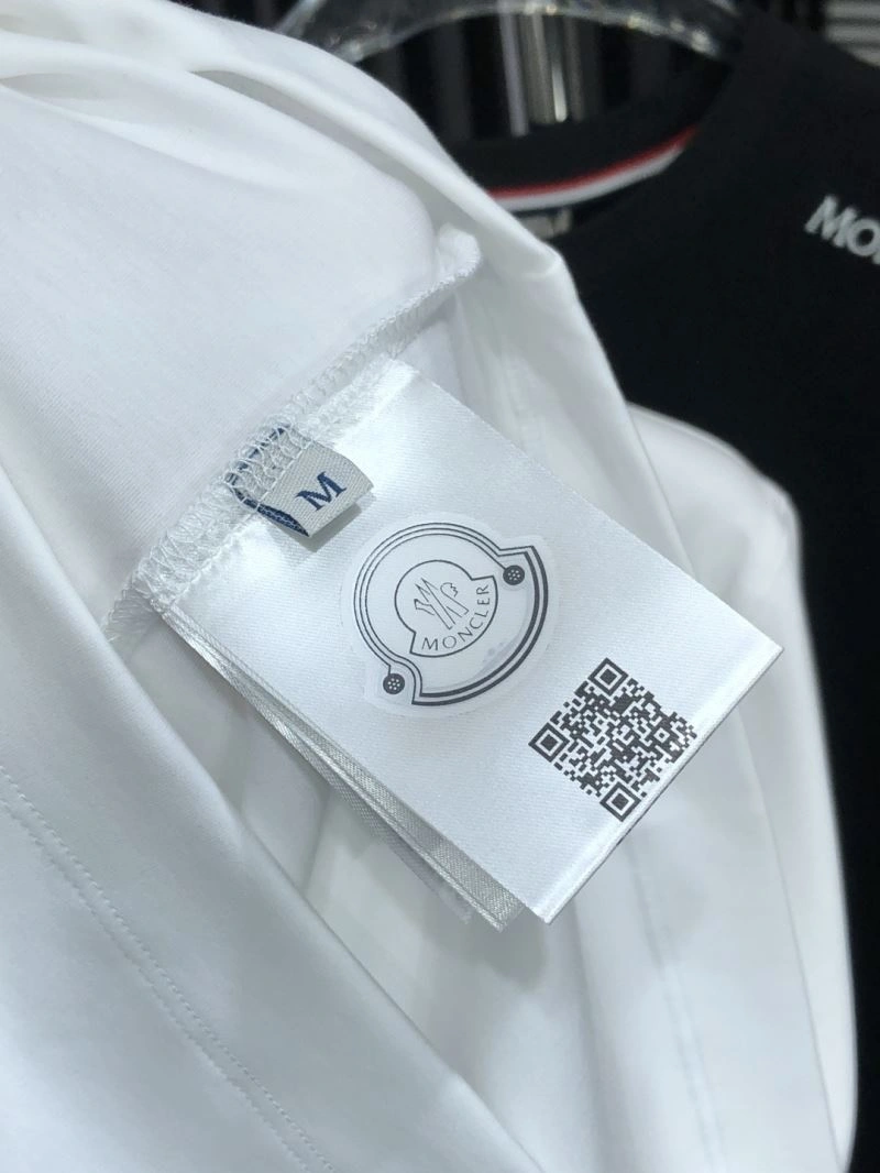 Stylish Moncler T-Shirts 140928