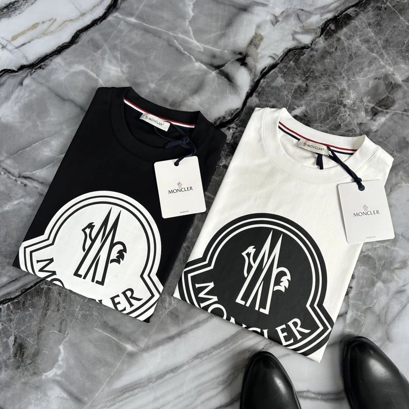 Sporty Moncler T-Shirts 140930