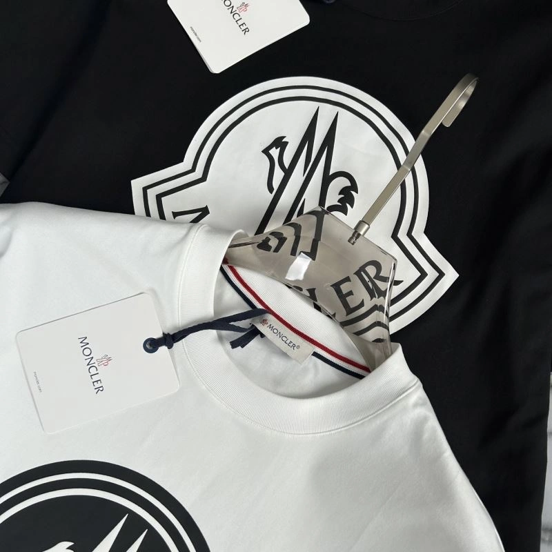 Sporty Moncler T-Shirts 140930