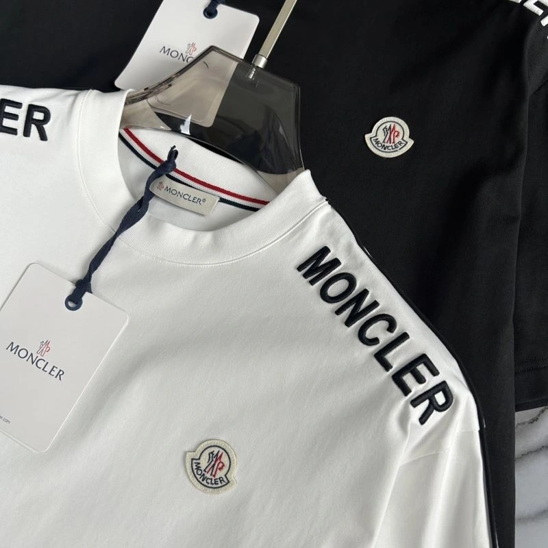 Moncler T-Shirts Supportive 140922