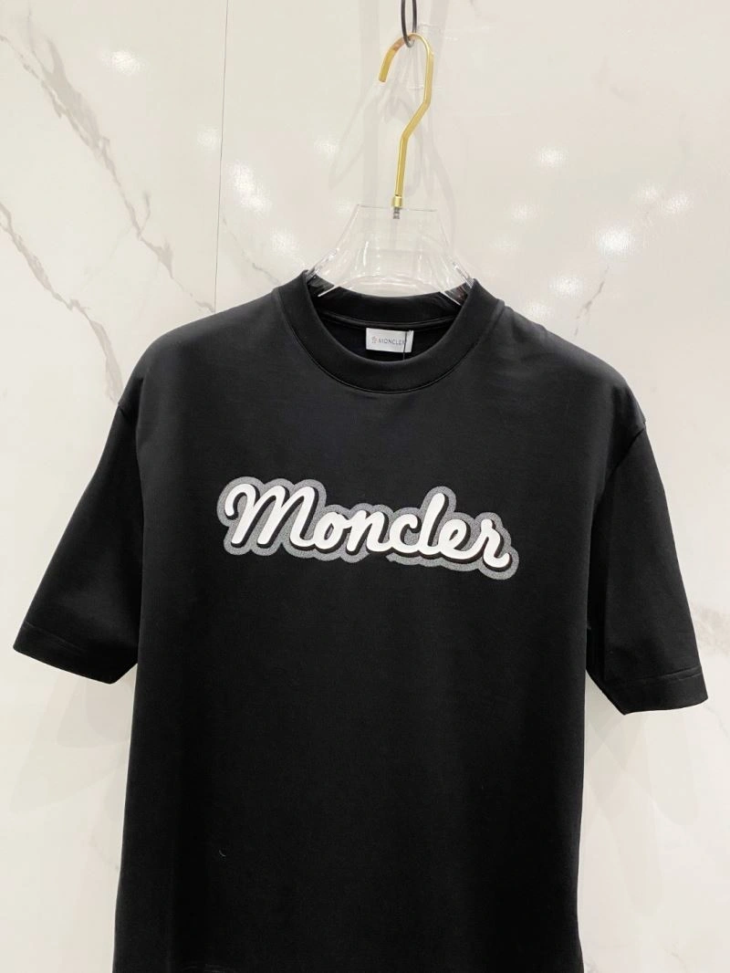 Moncler T-Shirts Durable 140972