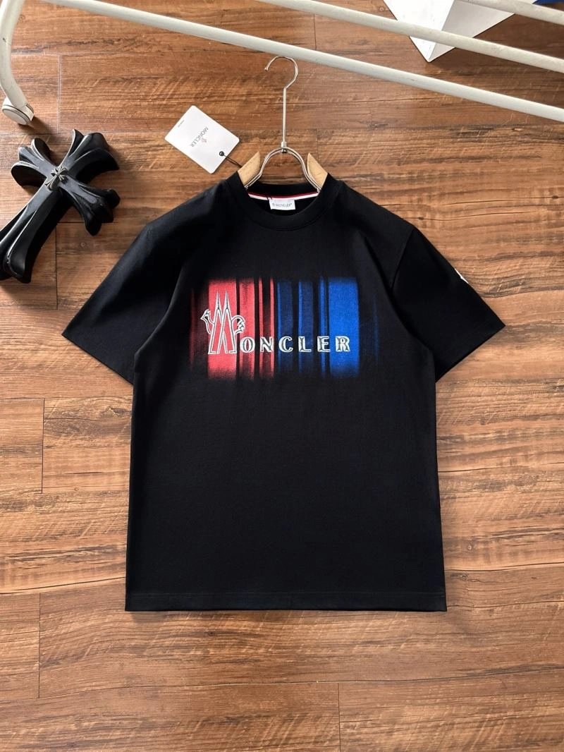 Moncler T-Shirts Sporty 140903