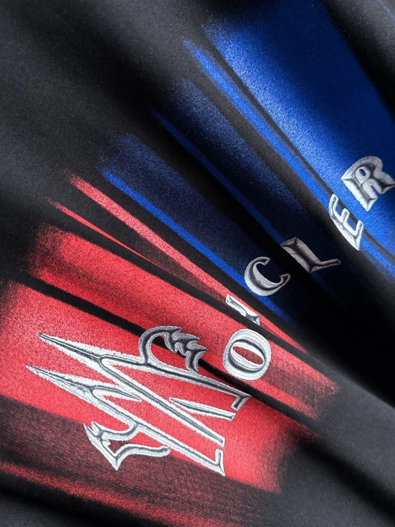 Moncler T-Shirts Sporty 140903