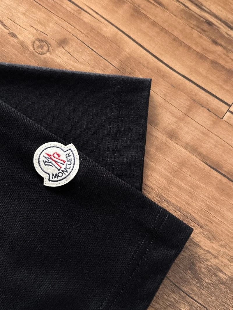 Moncler T-Shirts ModernLook 140917