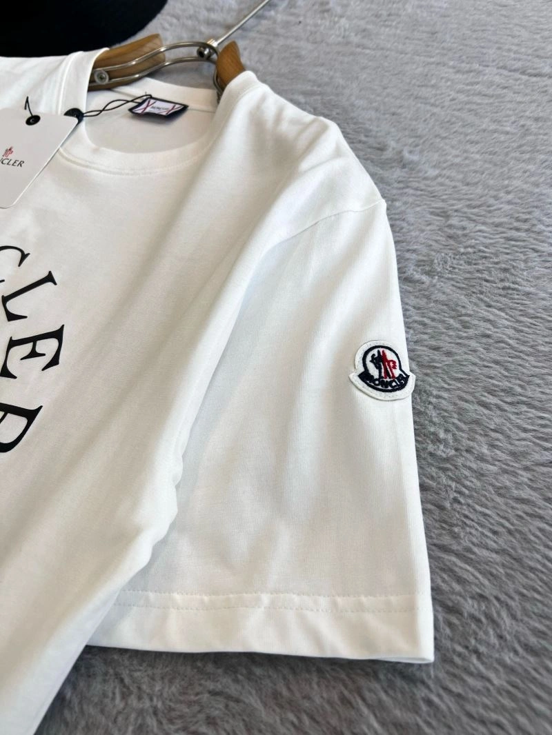 Bold Moncler T-Shirts 140902