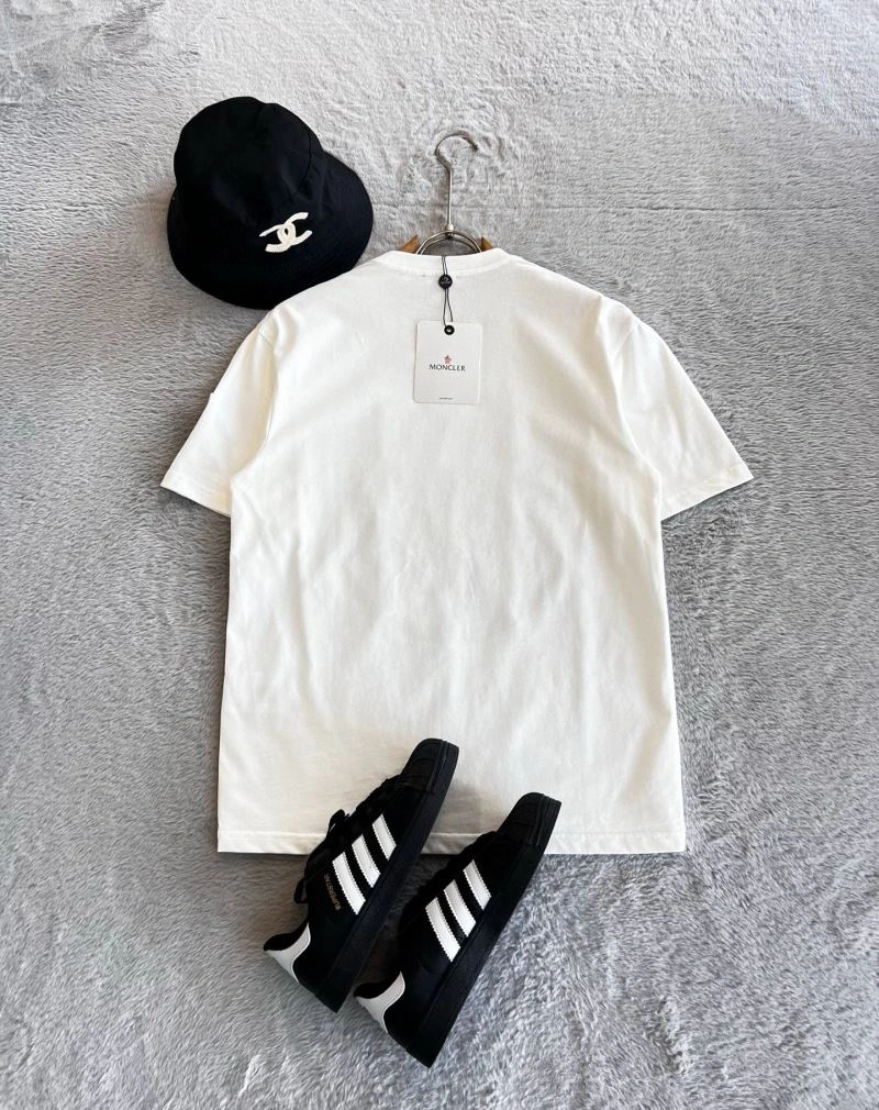 Bold Moncler T-Shirts 140902