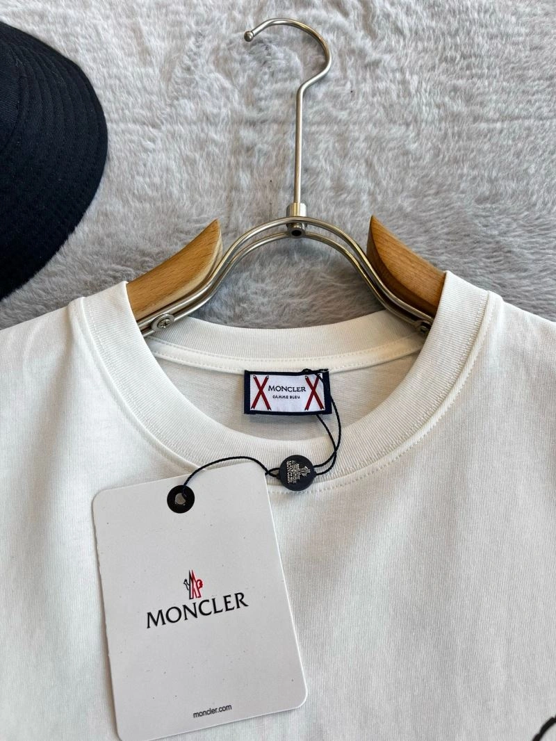 Moncler T-Shirts EasyMatch 140971