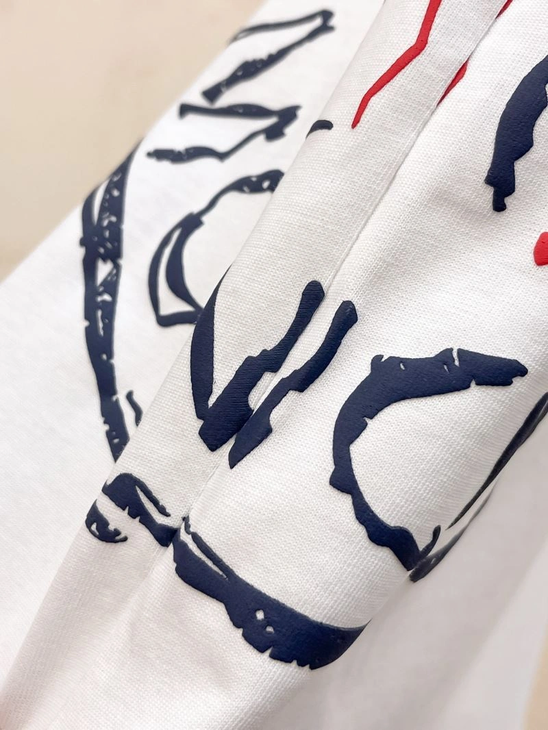 RelaxedFit Moncler T-Shirts 140906